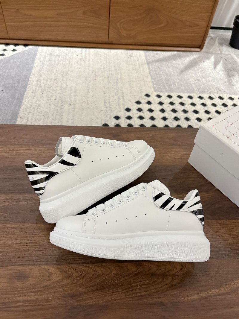 a1exa*der Mcqv*en sneakers